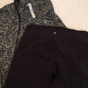 Lululemon crop mesh pant